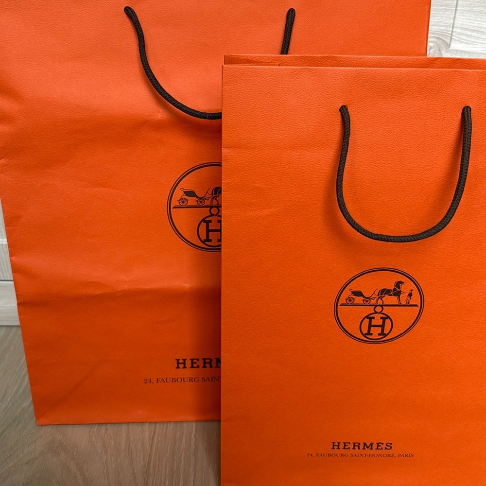 Hermes shopping gift orange bags 2 different sizes like new - Picture 3 of 11